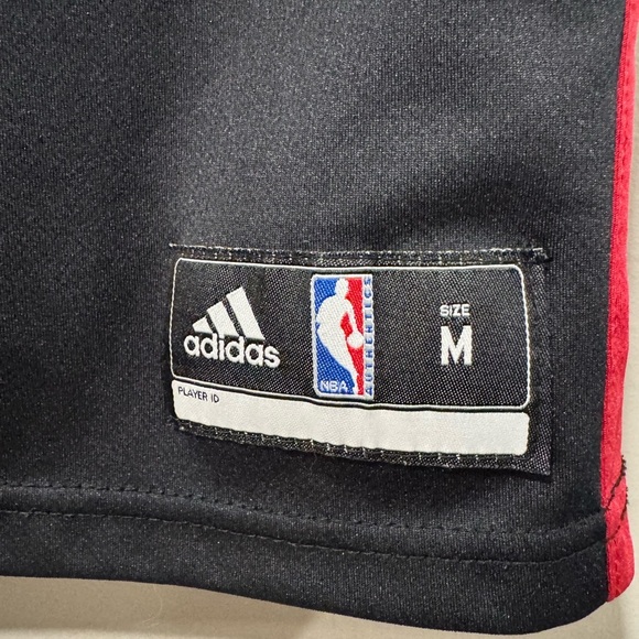 LeBron James Miami Heat NBA Jersey - Youth Medium - Picture 4 of 10